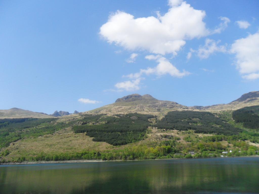 Ferienwohnung Ben Arthur'S Bothy Luxury Flat Arrochar Exterior foto