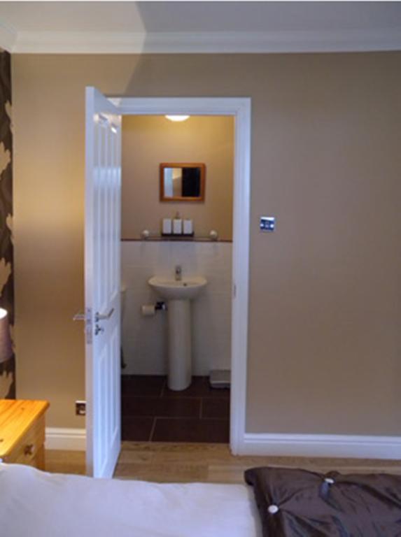 Ben Arthur'S Bothy Luxury Flat Arrochar Zimmer foto